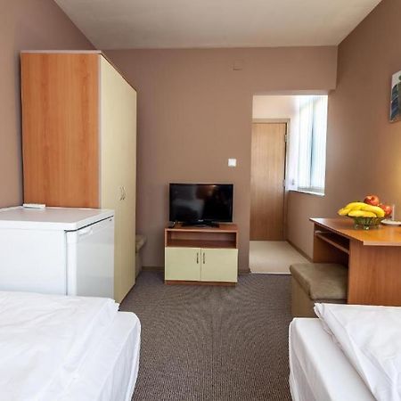 Panorama Top Floor Rooms in Hotel Tundzha Yambol Buitenkant foto
