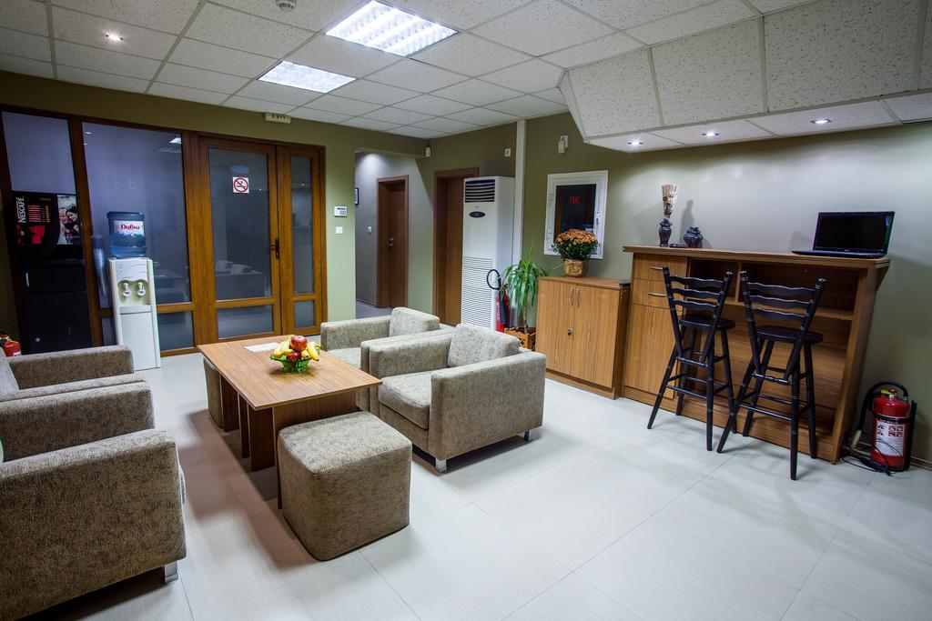Panorama Top Floor Rooms in Hotel Tundzha Yambol Buitenkant foto