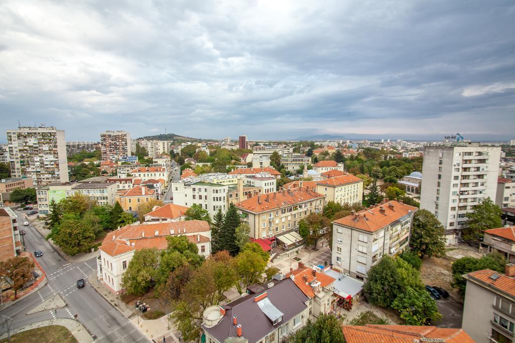 Panorama Top Floor Rooms in Hotel Tundzha Yambol Buitenkant foto