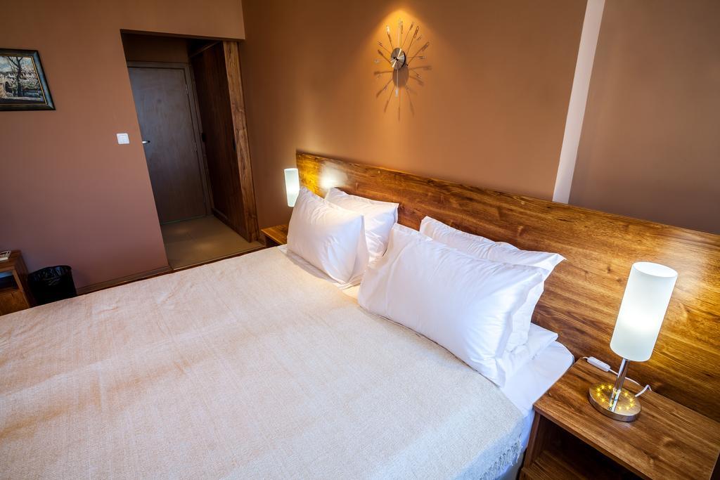 Panorama Top Floor Rooms in Hotel Tundzha Yambol Buitenkant foto